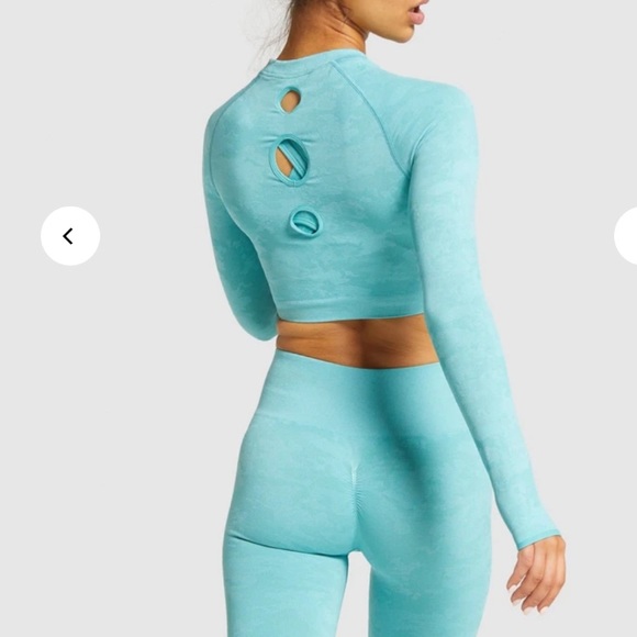 GYMSHARK ADAPT CAMO SEAMLESS LONG SLEEVE CROP TOP - Picture 4 of 11